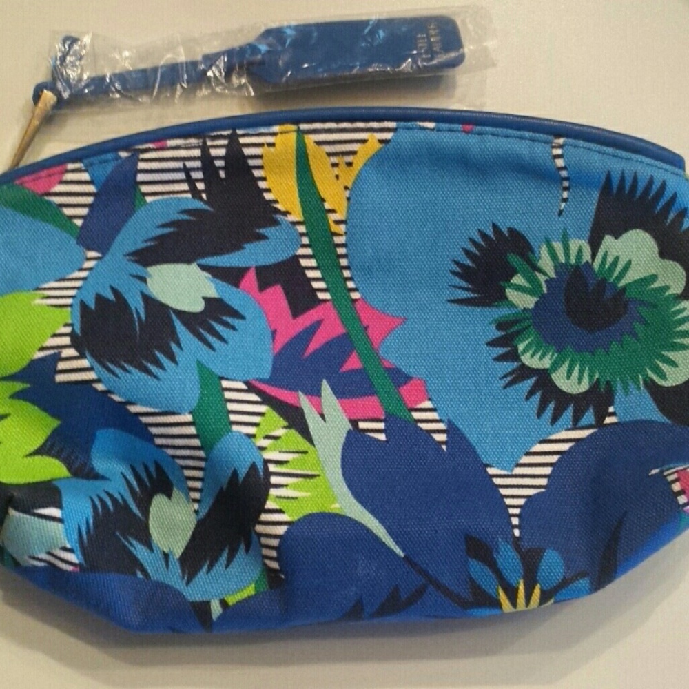 BRAND NEW Estee Lauder makeup bag